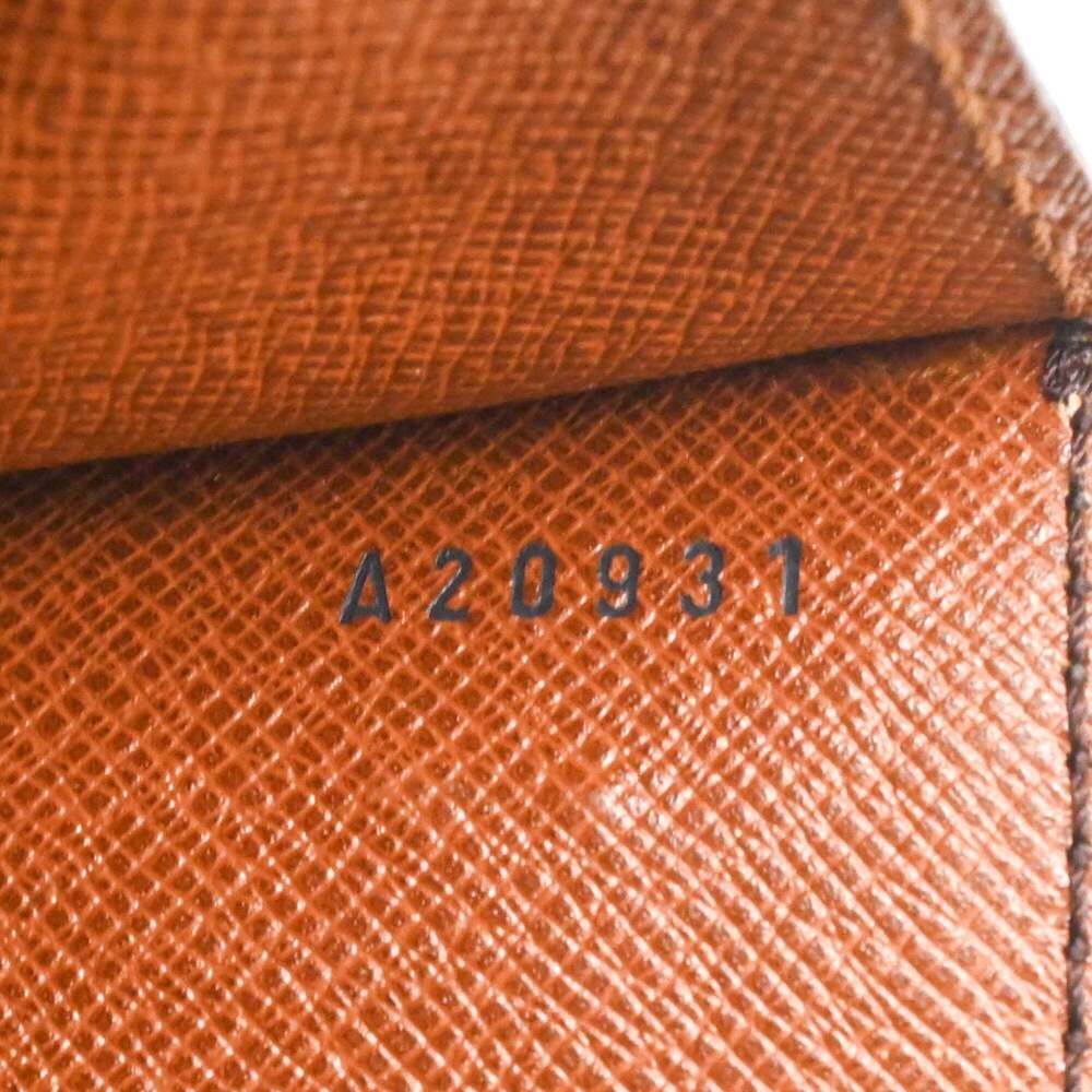 LOUIS VUITTON Brown Monogram Canvas Shoulder Bag - Picture 16 of 16
